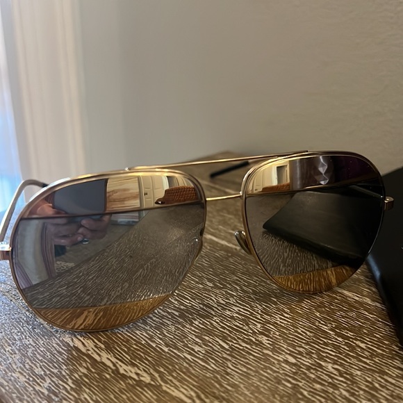 Christian Dior gold sunglasses - Picture 8 of 10